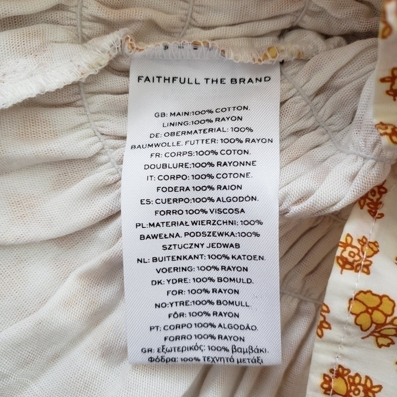 Faithful The Brand Odelina Cami Ditsy Floral Smocked Cropped Peplum - Picture 9 of 11